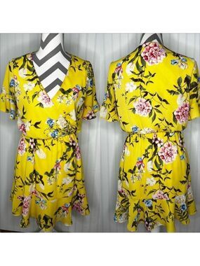 Everly Spring Floral Midi Dress Size Small